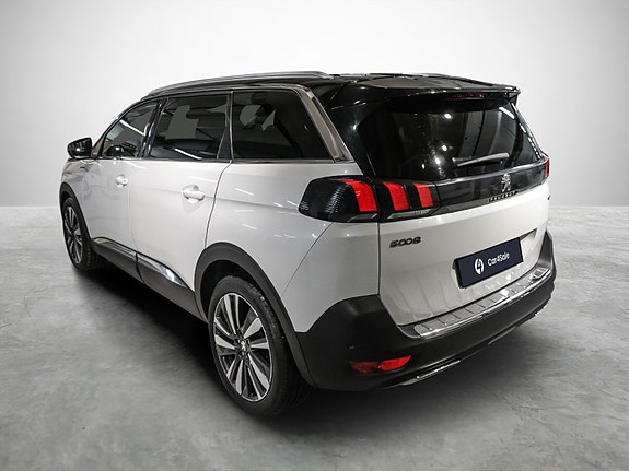 Peugeot 5008 3 of 5