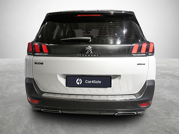 Peugeot 5008 4 of 5