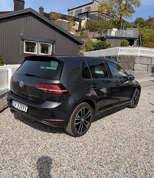 Volkswagen Golf VII 4 of 5