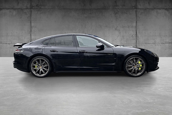 Porsche Panamera 4 6 of 29