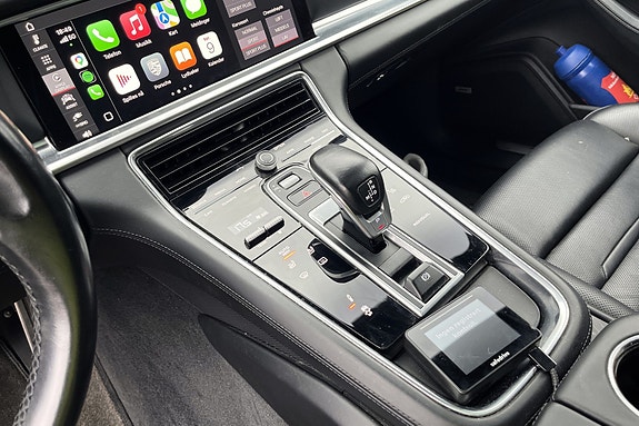 Porsche Panamera 4 26 of 29
