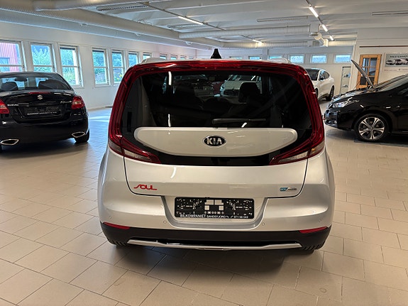 Kia e-Soul 24 of 29