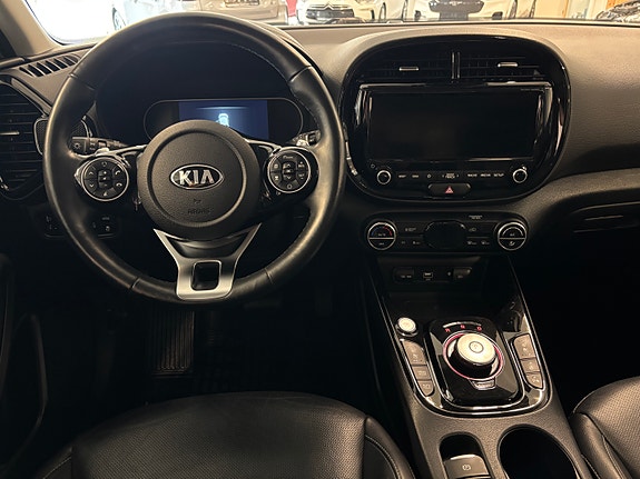 Kia e-Soul 4 of 5