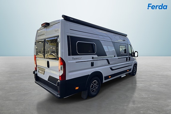 Adria Twin Plus 640 SLB 2 of 5
