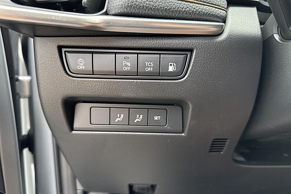 Mazda CX-60 28 of 29
