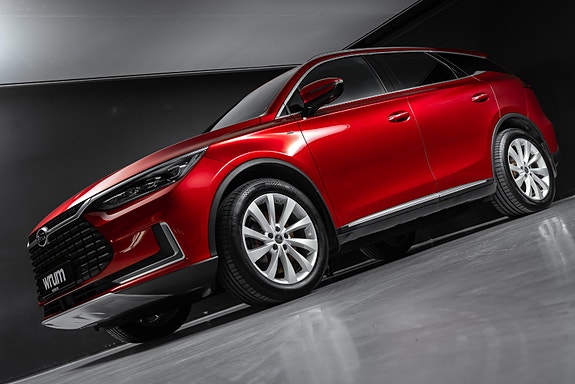 BYD Tang 2 of 5
