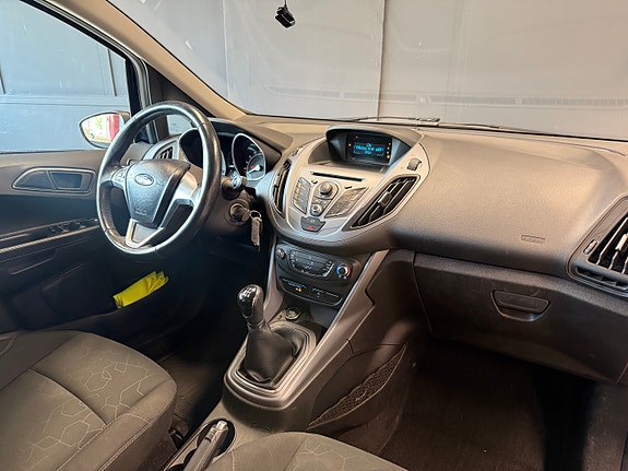 Ford B-MAX 18 of 25