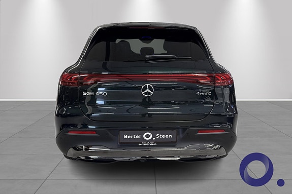 Mercedes-Benz EQS SUV 7 of 21