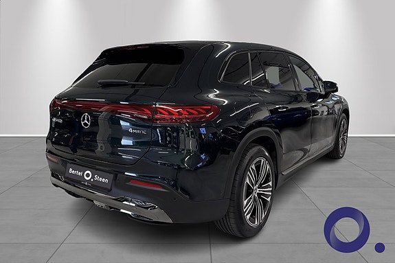 Mercedes-Benz EQS SUV 8 of 21