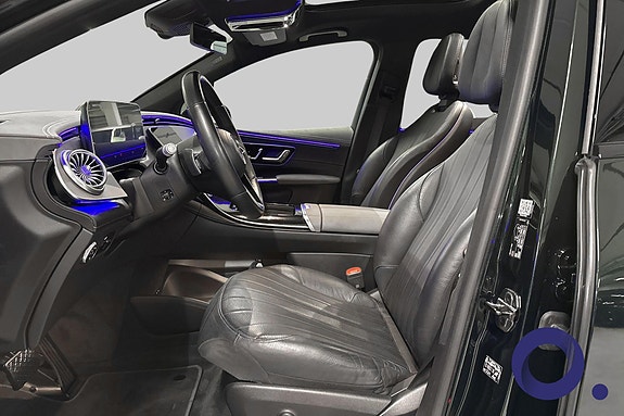 Mercedes-Benz EQS SUV 10 of 21