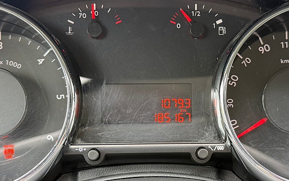 Peugeot 3008 8 of 19