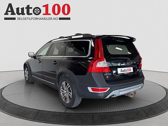 Volvo XC70 4 of 5