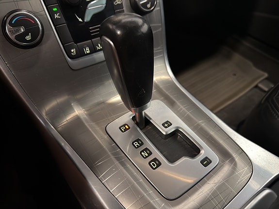 Volvo XC70 17 of 23
