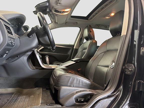 Volvo XC70 9 of 23