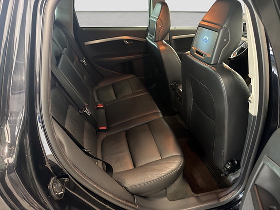 Volvo XC70 12 of 23