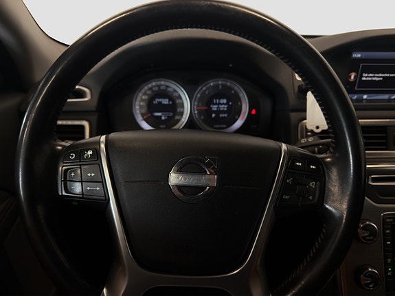 Volvo XC70 14 of 23