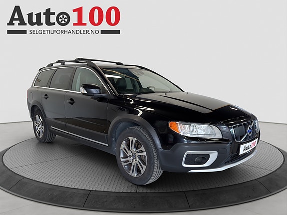 Volvo XC70 3 of 5