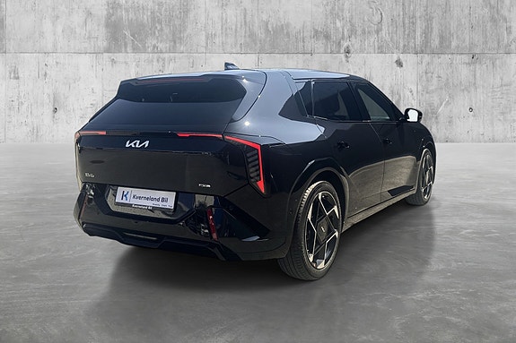 Kia EV4 4 of 25