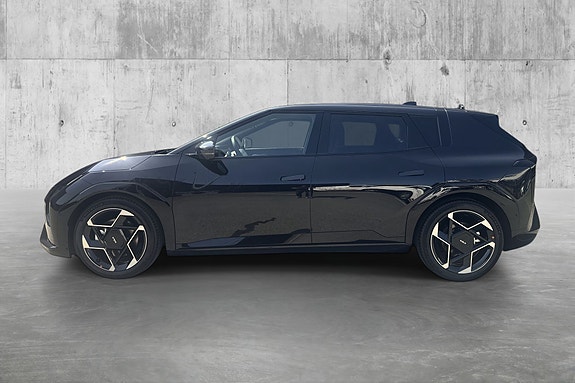 Kia EV4 8 of 25