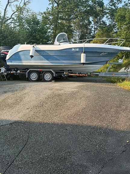 Quicksilver 21 fot med Mercury Optimax 200 hk – rask og velholdt skjærgårdsjeep 2 of 3