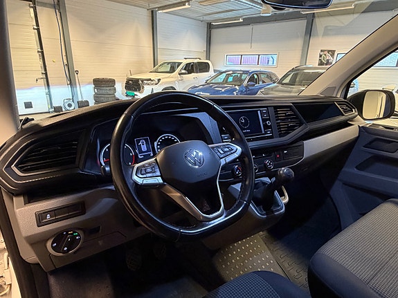Volkswagen Transporter 17 of 26