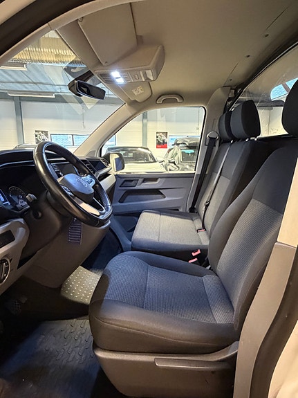 Volkswagen Transporter 16 of 26