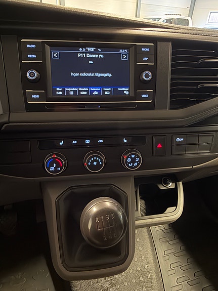 Volkswagen Transporter 20 of 26