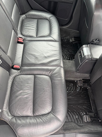 Volvo V70 12 of 24