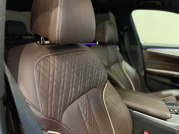 BMW 530e 19 of 30