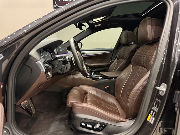 BMW 530e 15 of 30