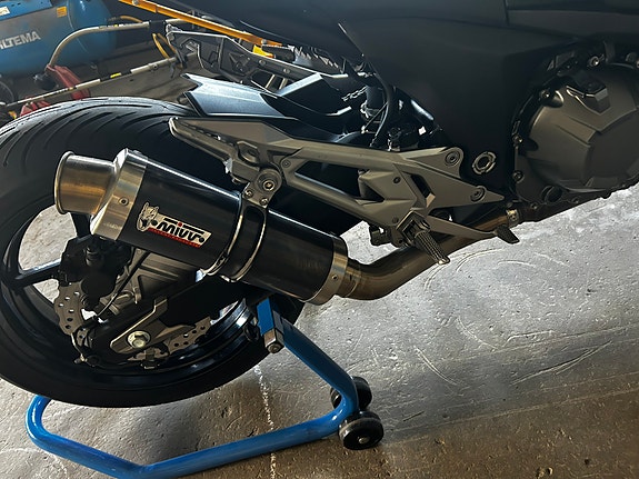 Kawasaki Z 800 5 of 11