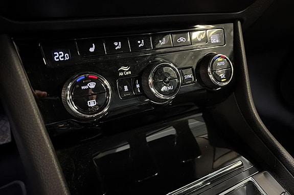 Skoda Superb 15 of 28