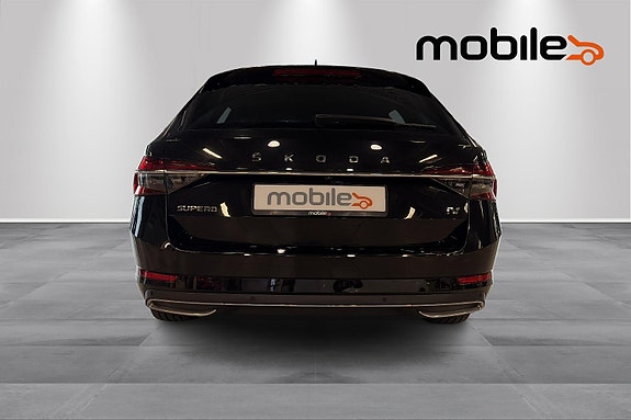 Skoda Superb 4 of 28