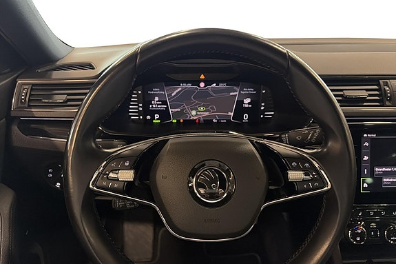 Skoda Superb 9 of 28