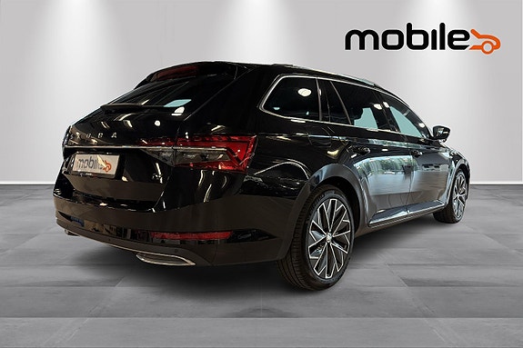 Skoda Superb 3 of 28