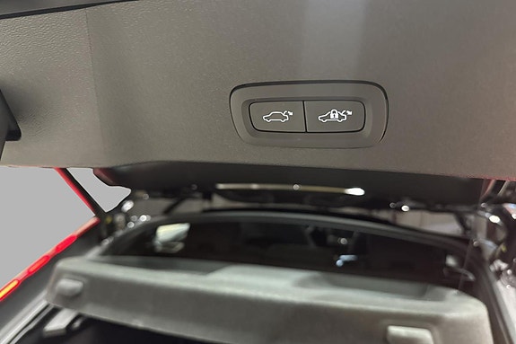 Volvo C40 28 of 30