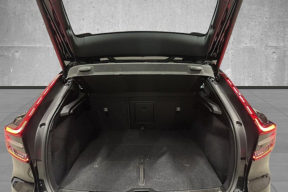 Volvo C40 27 of 30