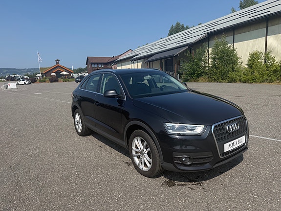 Audi Q3 2 of 16