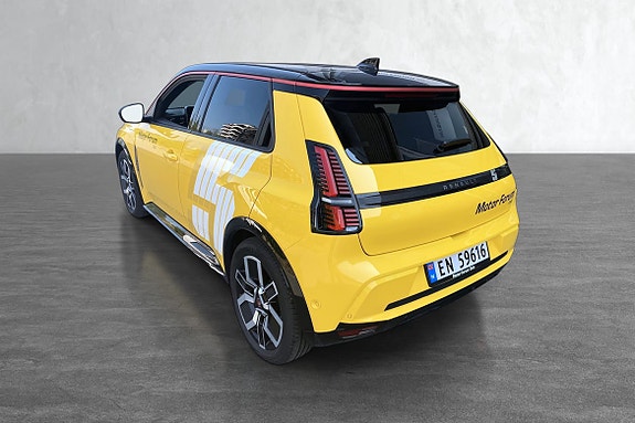 Renault 5 E-Tech 5 of 5