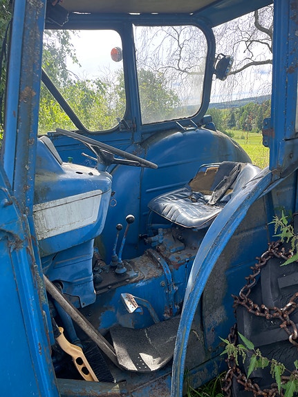 Ford 3000 8 of 8