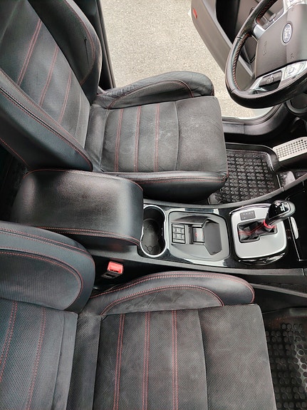 Ford S-MAX 2 of 5