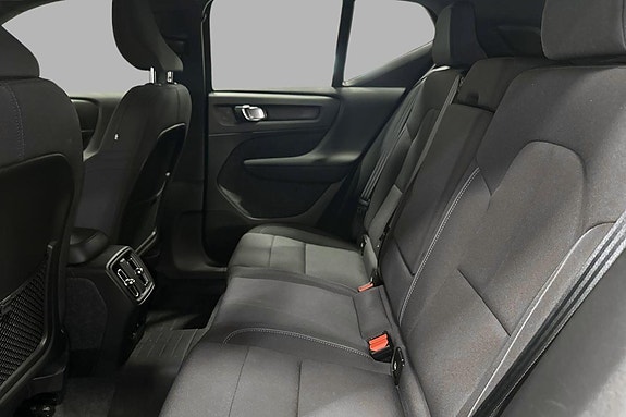 Volvo XC40 20 of 29