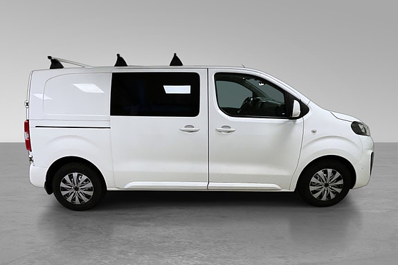Opel Vivaro 4 of 5