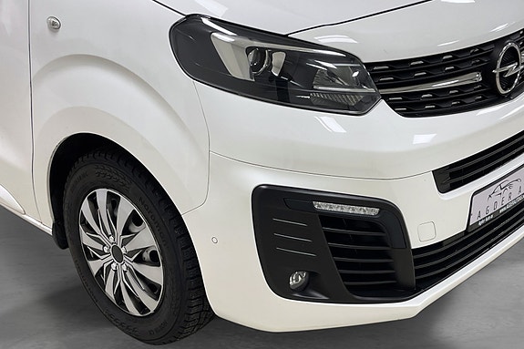 Opel Vivaro 5 of 5