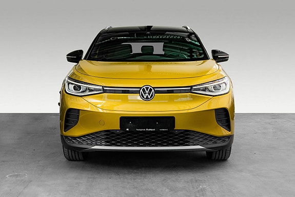 Volkswagen ID.4 3 of 5