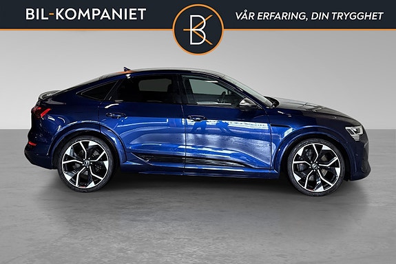 Audi e-tron S 2 of 5