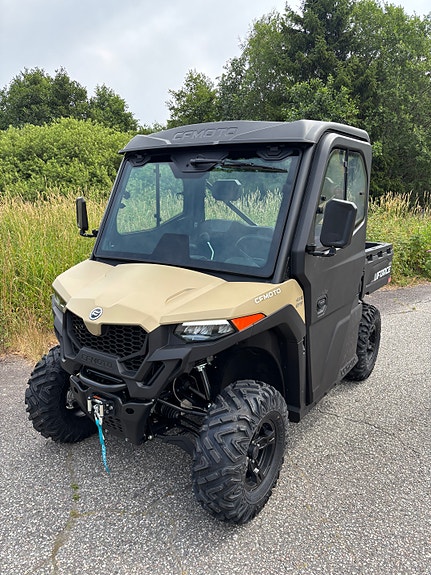 CFMOTO UFORCE 600 MED HYTTE 2 of 6
