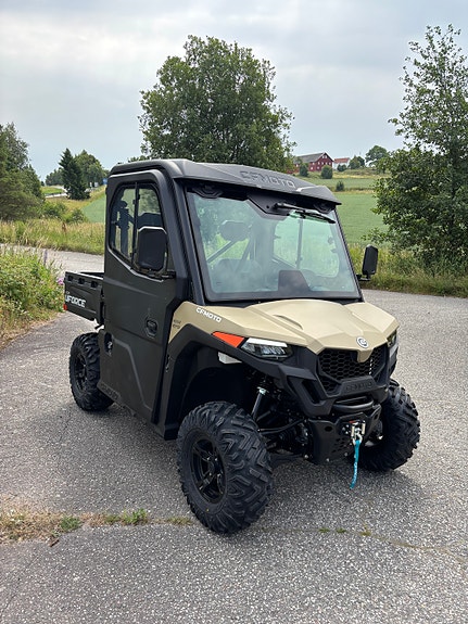 CFMOTO UFORCE 600 MED HYTTE 3 of 6