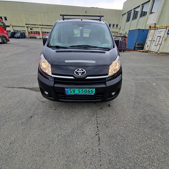 Toyota Proace 2 of 5