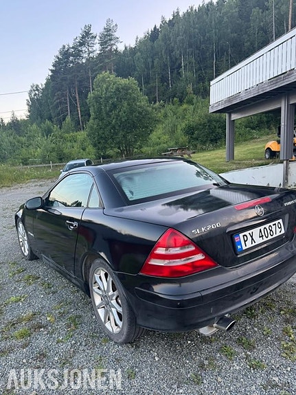 Mercedes-Benz slk 5 of 5